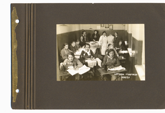 yarg120poalbum42_8218